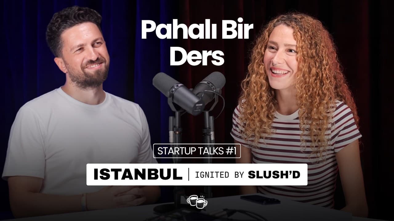 Emre Elbeyoglu and Nisa Selin Kosova at the microphones for Startup Talks #1 by Istanbul Ignited by Slush'D, under the title Pahalı Bir Ders
